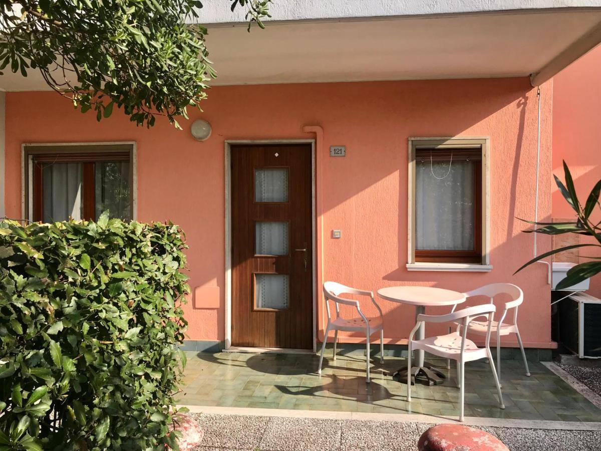 Villaggio Le Ginestre Bibione Exterior photo