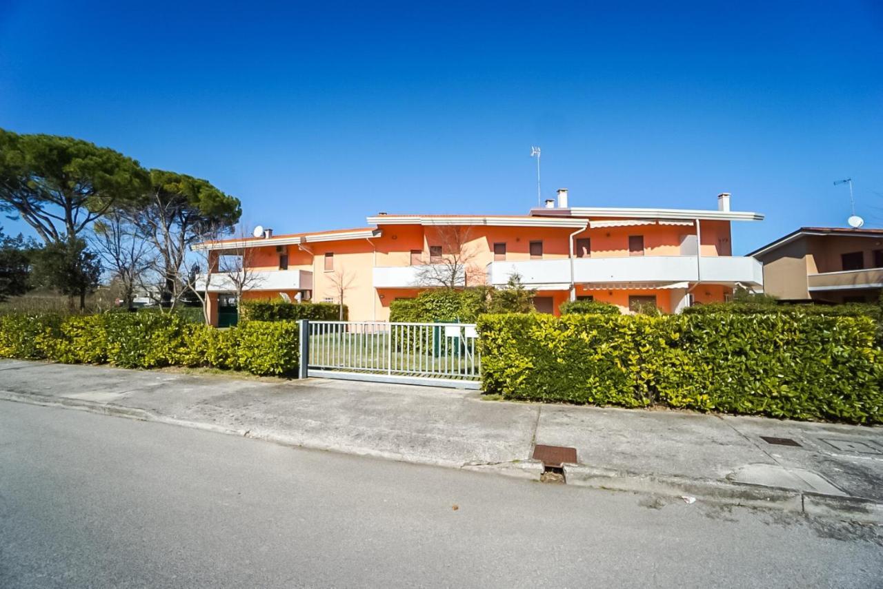 Villaggio Le Ginestre Bibione Exterior photo
