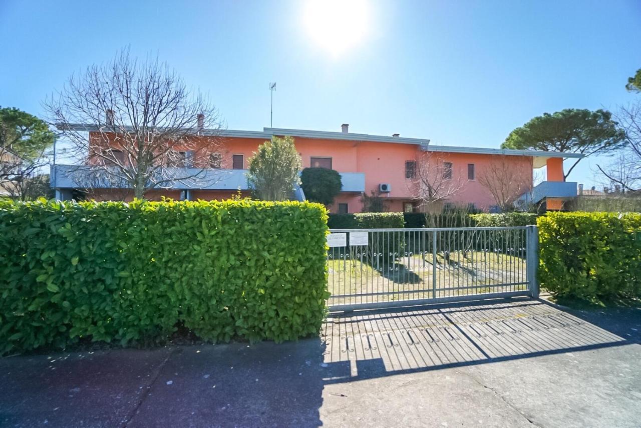 Villaggio Le Ginestre Bibione Exterior photo